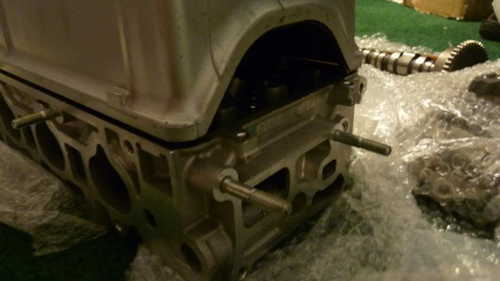 k240a2 Head + ARP K20/K24 Head Studs + P2R Honda CRV K24 Bracket